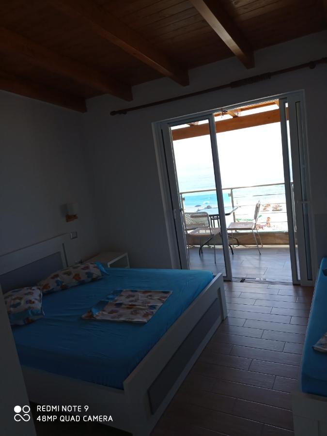 Wave N' Sea Apartments Himare Exterior photo