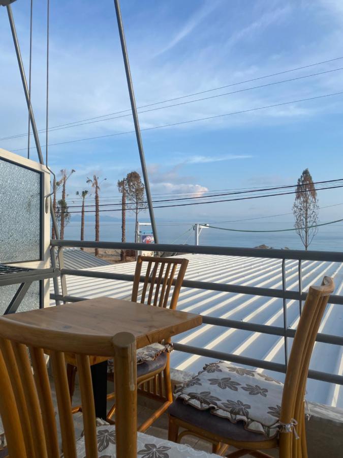 Wave N' Sea Apartments Himare Exterior photo